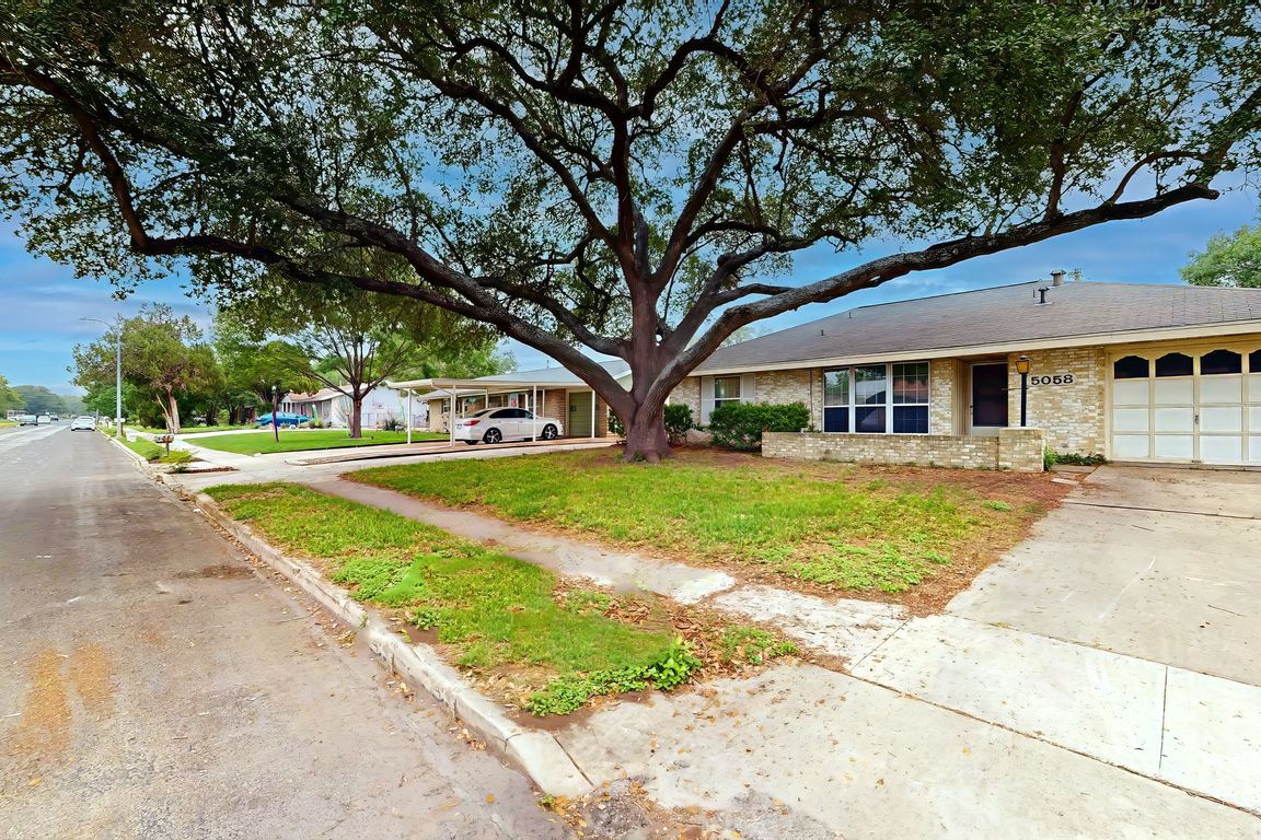 5058 Galahad Dr, San Antonio, TX 78218